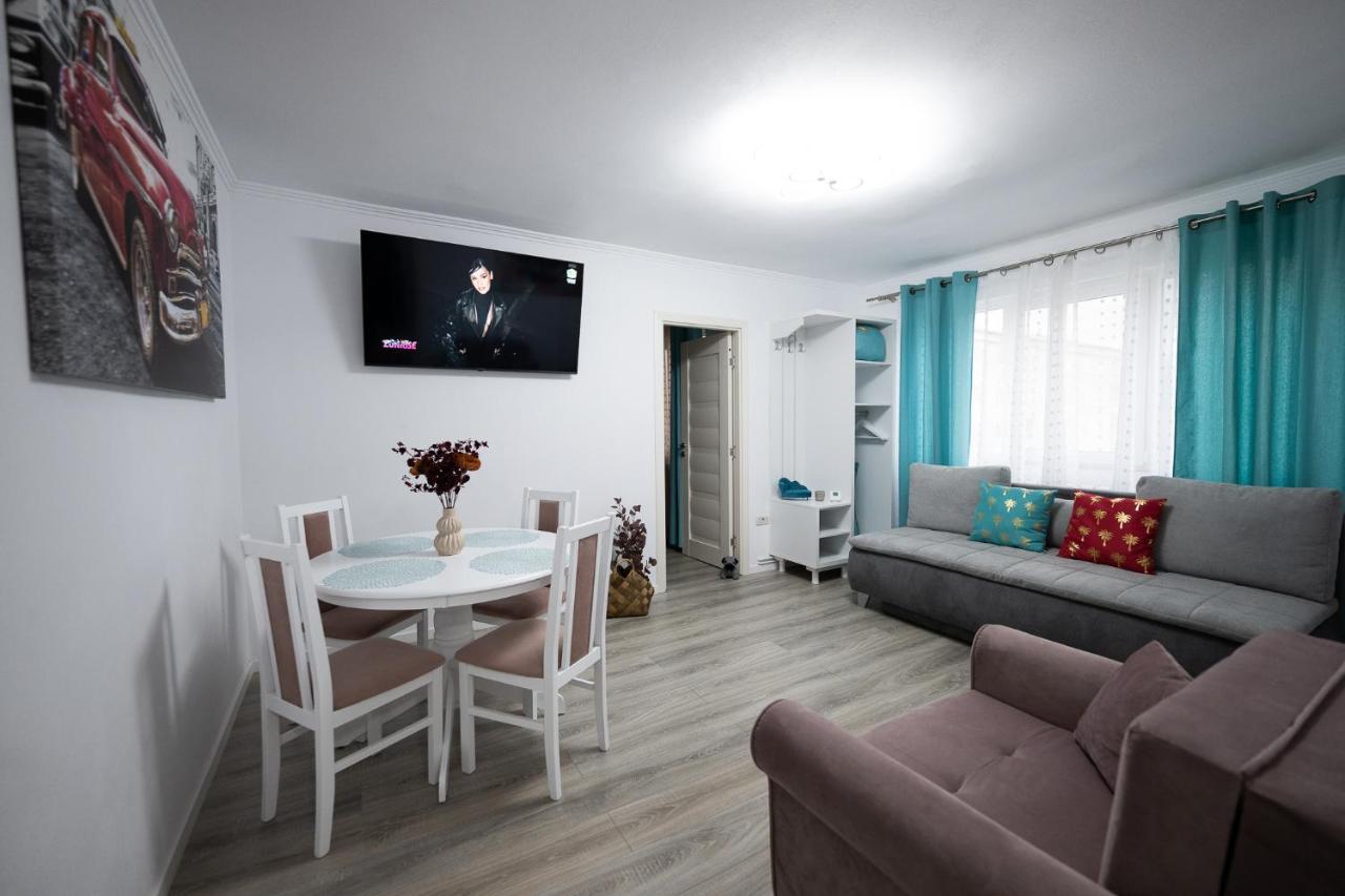L&R Boutique Apartment Otelu Rosu 외부 사진